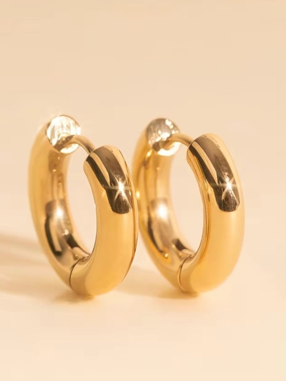 Oh Clementine Titanium Classic Gold Hoop Earrings Chunky Feathertuff Hoops 11mm